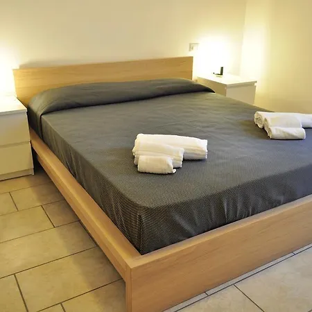 Rooms And Breakfast Zefiro San Vito Lo Capo Chambre photo