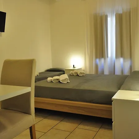 Rooms And Breakfast Zefiro San Vito Lo Capo Chambre photo